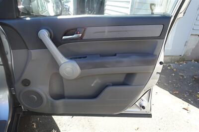 2007 Honda CR-V LX   - Photo 15 - Newark, NJ 07104