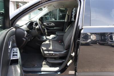 2019 Chevrolet Traverse LT Cloth   - Photo 9 - Newark, NJ 07104