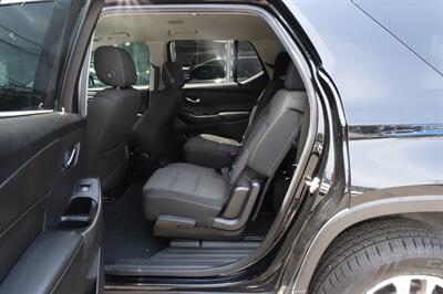 2019 Chevrolet Traverse LT Cloth   - Photo 12 - Newark, NJ 07104