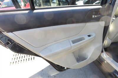 2014 Subaru XV Crosstrek 2.0i Premium   - Photo 16 - Newark, NJ 07104