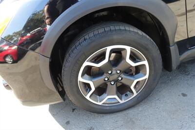 2014 Subaru XV Crosstrek 2.0i Premium   - Photo 11 - Newark, NJ 07104