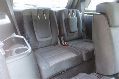 2019 Ford Explorer XLT   - Photo 19 - Newark, NJ 07104