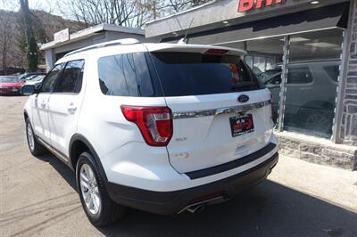2019 Ford Explorer XLT   - Photo 6 - Newark, NJ 07104
