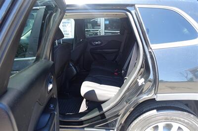 2017 Jeep Cherokee Latitude - Photo 11 - Newark, NJ 07104