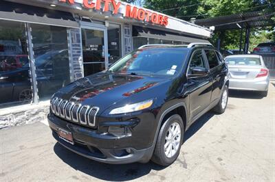 2017 Jeep Cherokee Latitude - Photo 1 - Newark, NJ 07104