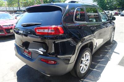 2017 Jeep Cherokee Latitude - Photo 8 - Newark, NJ 07104