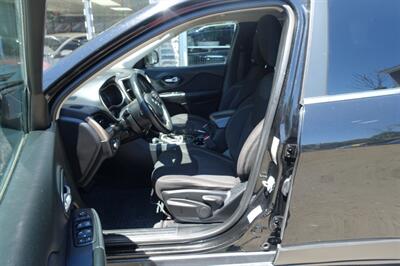 2017 Jeep Cherokee Latitude - Photo 9 - Newark, NJ 07104