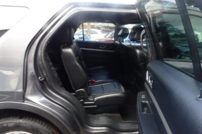 2016 Ford Explorer XLT - Photo 17 - Newark, NJ 07104
