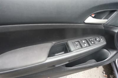 2009 Honda Accord LX-P - Photo 26 - Newark, NJ 07104