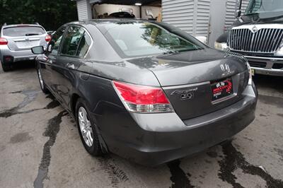 2009 Honda Accord LX-P - Photo 6 - Newark, NJ 07104