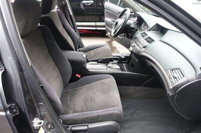 2009 Honda Accord LX-P - Photo 18 - Newark, NJ 07104