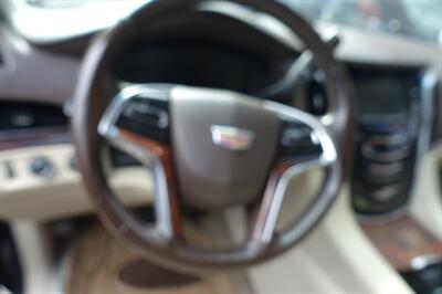 2015 Cadillac Escalade   - Photo 21 - Newark, NJ 07104