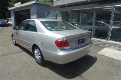 2005 Toyota Camry Standard   - Photo 6 - Newark, NJ 07104