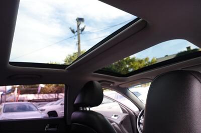 2014 Kia Optima SX Turbo - Photo 22 - Newark, NJ 07104