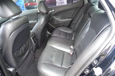 2014 Kia Optima SX Turbo - Photo 14 - Newark, NJ 07104