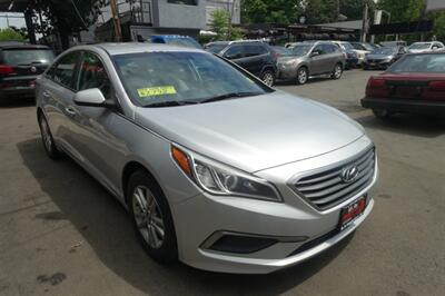 2017 Hyundai SONATA - Photo 3 - Newark, NJ 07104
