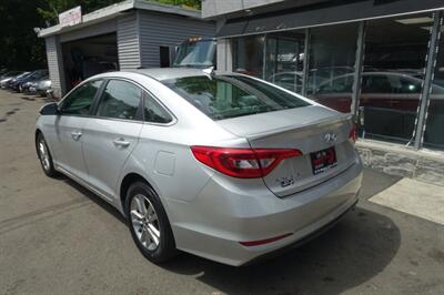 2017 Hyundai SONATA - Photo 6 - Newark, NJ 07104