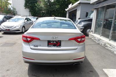 2017 Hyundai SONATA - Photo 7 - Newark, NJ 07104