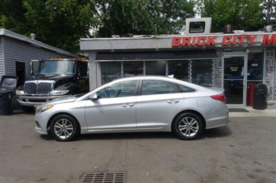 2017 Hyundai SONATA - Photo 4 - Newark, NJ 07104
