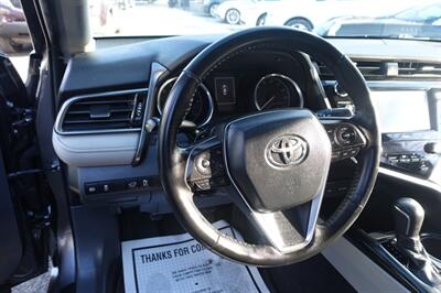 2020 Toyota Camry SE   - Photo 24 - Newark, NJ 07104