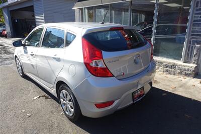 2017 Hyundai ACCENT SE   - Photo 6 - Newark, NJ 07104