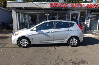 2017 Hyundai ACCENT SE   - Photo 4 - Newark, NJ 07104