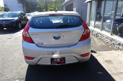 2017 Hyundai ACCENT SE   - Photo 7 - Newark, NJ 07104