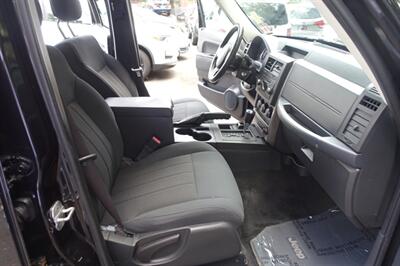 2012 Jeep Liberty Sport   - Photo 15 - Newark, NJ 07104