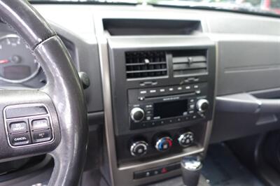 2012 Jeep Liberty Sport   - Photo 26 - Newark, NJ 07104
