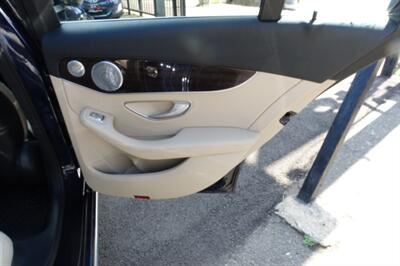 2018 Mercedes-Benz C 300 4MATIC   - Photo 17 - Newark, NJ 07104