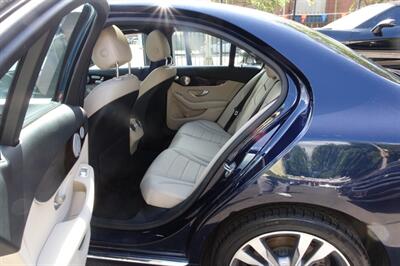 2018 Mercedes-Benz C 300 4MATIC   - Photo 11 - Newark, NJ 07104