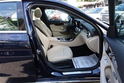 2018 Mercedes-Benz C 300 4MATIC   - Photo 14 - Newark, NJ 07104