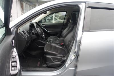 2016 Mazda CX-5 Grand Touring - Photo 9 - Newark, NJ 07104