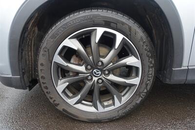 2016 Mazda CX-5 Grand Touring - Photo 22 - Newark, NJ 07104