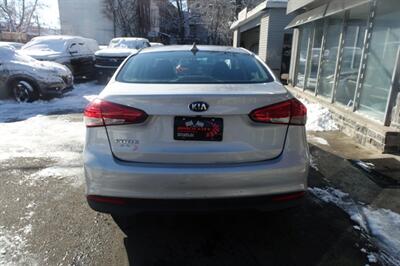2017 Kia Forte EX   - Photo 7 - Newark, NJ 07104