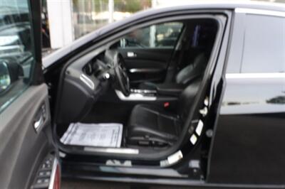 2015 Acura TLX SH-AWD V6 w/Advance   - Photo 9 - Newark, NJ 07104