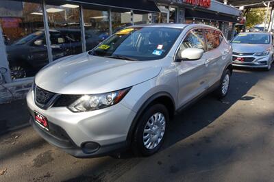 2018 Nissan Rogue Sport S - Photo 1 - Newark, NJ 07104