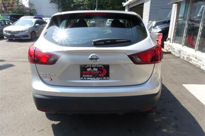 2018 Nissan Rogue Sport S   - Photo 7 - Newark, NJ 07104