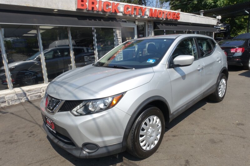 2018 Nissan Rogue Sport S  