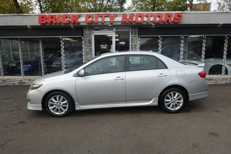 2009 Toyota Corolla S photo 4