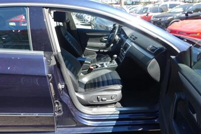 2016 Volkswagen CC 2.0T Trend PZEV - Photo 14 - Newark, NJ 07104