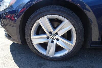 2016 Volkswagen CC 2.0T Trend PZEV - Photo 22 - Newark, NJ 07104