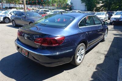 2016 Volkswagen CC 2.0T Trend PZEV - Photo 8 - Newark, NJ 07104