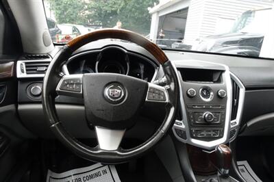 2011 Cadillac SRX Luxury   - Photo 13 - Newark, NJ 07104
