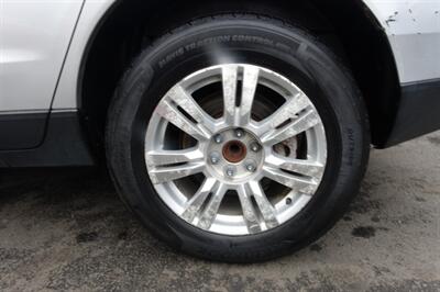2011 Cadillac SRX Luxury   - Photo 22 - Newark, NJ 07104