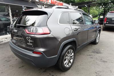 2019 Jeep Cherokee Latitude Plus   - Photo 8 - Newark, NJ 07104