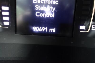 2019 Jeep Cherokee Latitude Plus   - Photo 20 - Newark, NJ 07104
