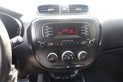 2015 Kia Soul +   - Photo 20 - Newark, NJ 07104