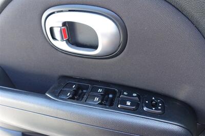 2015 Kia Soul +   - Photo 23 - Newark, NJ 07104