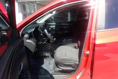 2022 Hyundai TUCSON SE - Photo 9 - Newark, NJ 07104